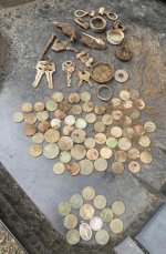 Coins and other Items 29 Nov 22.jpg