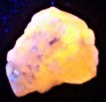 Sodalite crystal, Badakhshan, Afghanistan, FOV=2.5 in, LW 365nm.JPG
