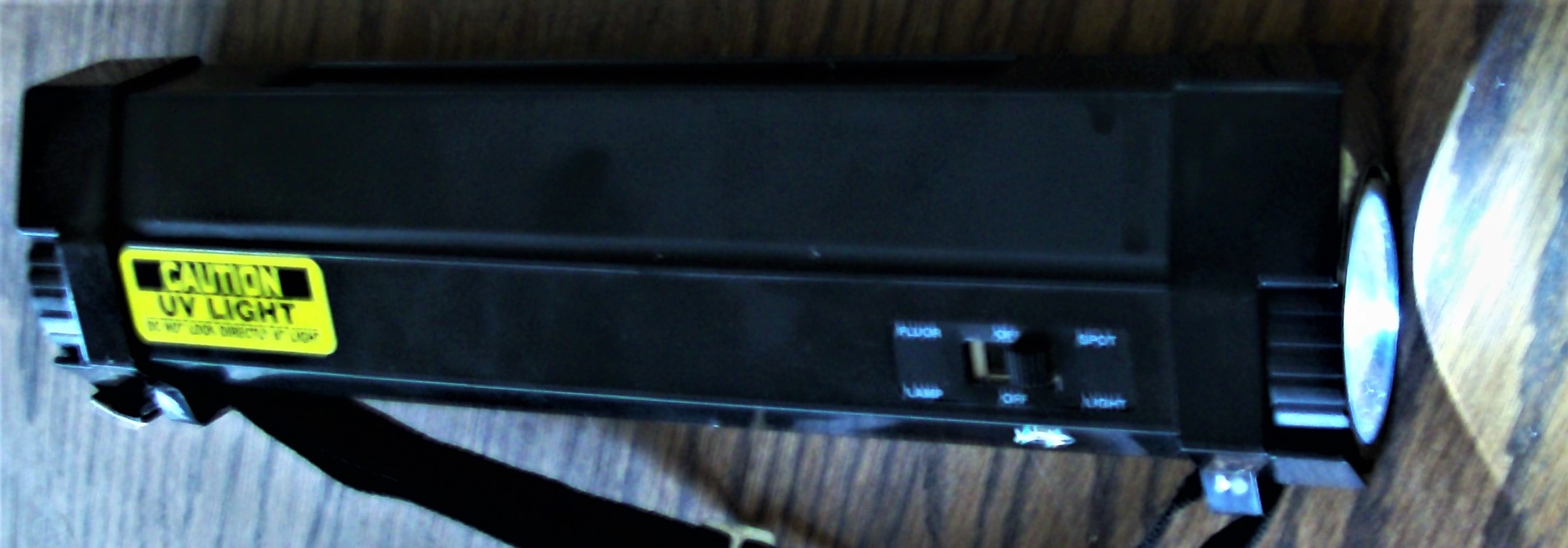 UV Tools Model M101HO, showing flashlight on.JPG