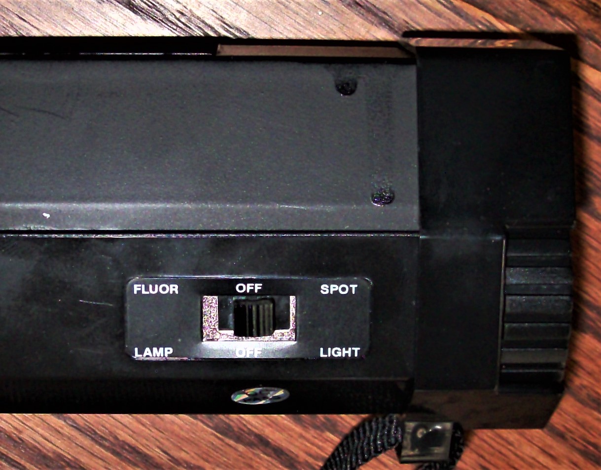 UV Tools Model M101HO SW bulb, 3 position switch.JPG